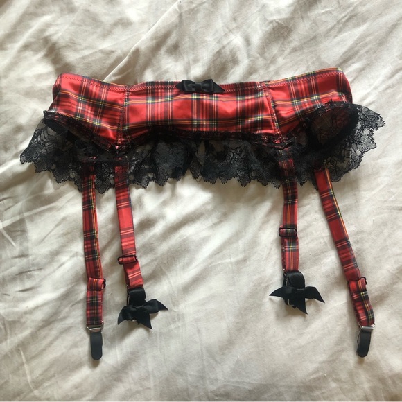 Red plaid and lace garter belt made in France - Picture 3 of 9